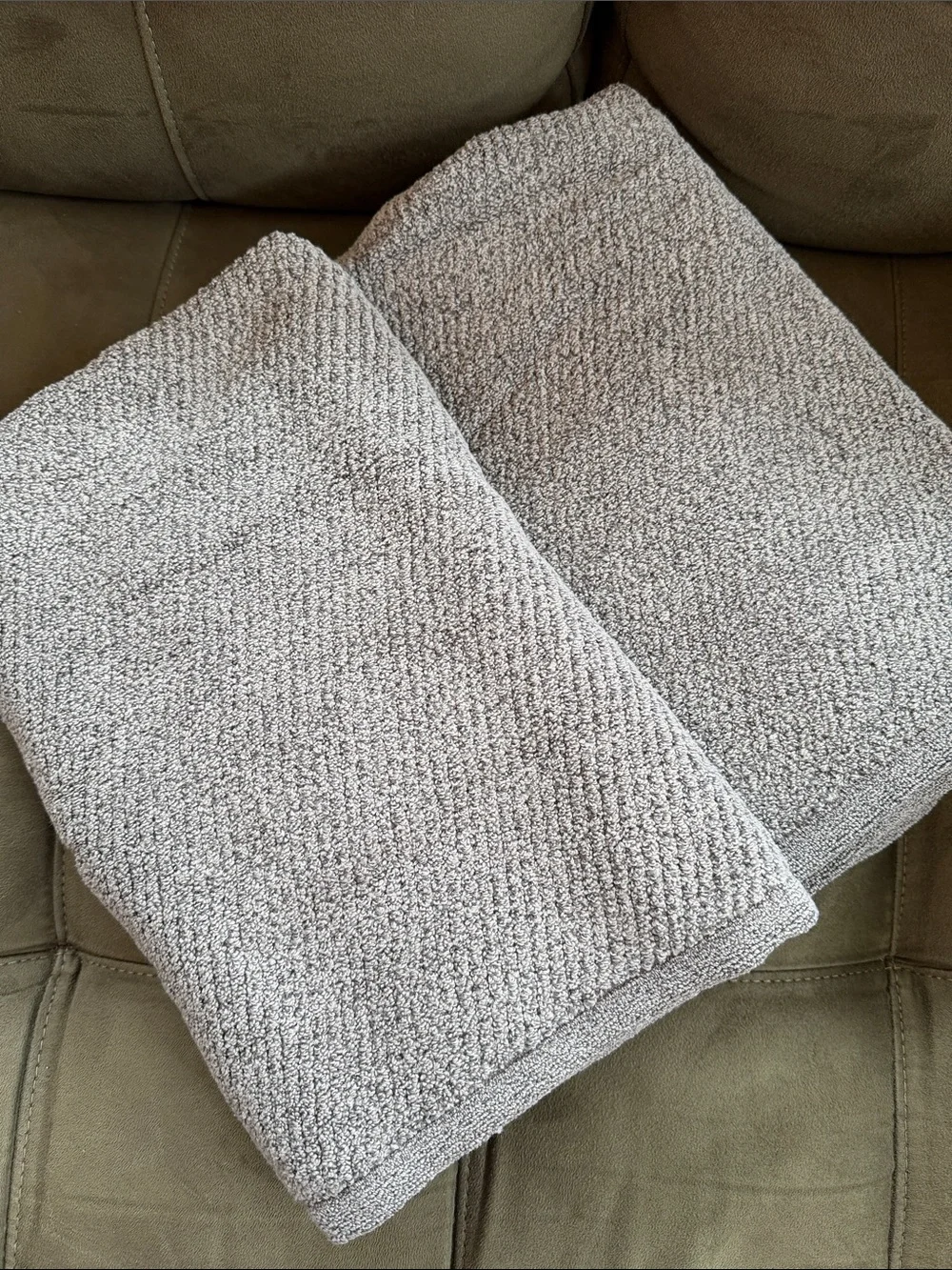 EVERPLUSH 6-Piece Towel Set in Gray
